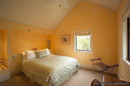 Lodge Manata Homestead & *