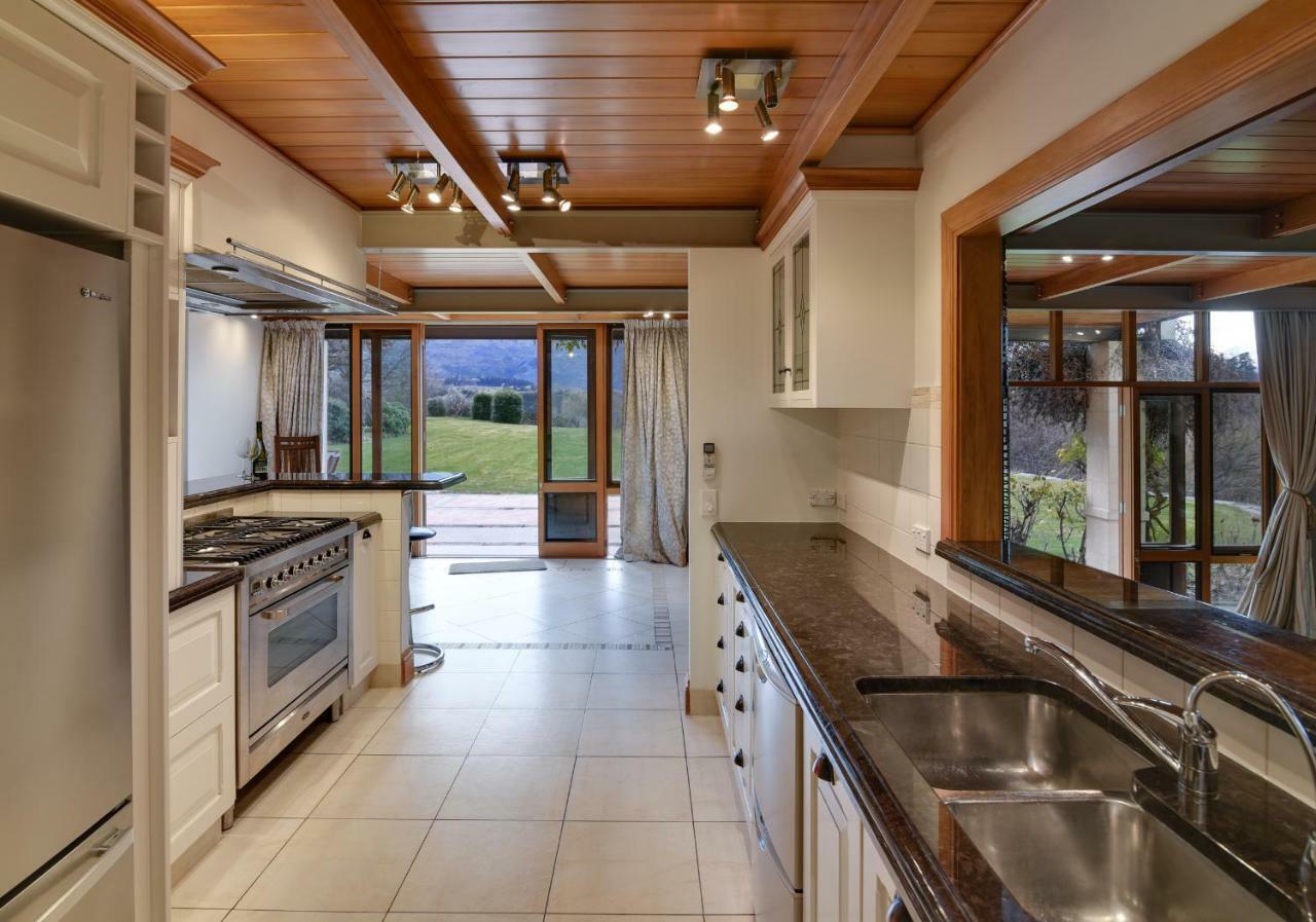 Lodge Manata Homestead &